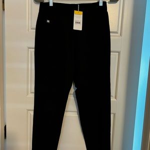 Figs XS NWT scrub trousers zip opening at ankle